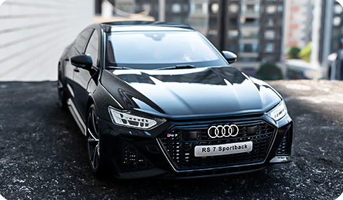 π 1:18 Scale Audi RS7 Die-Cast Model Car with Remote Control Lights & Sound