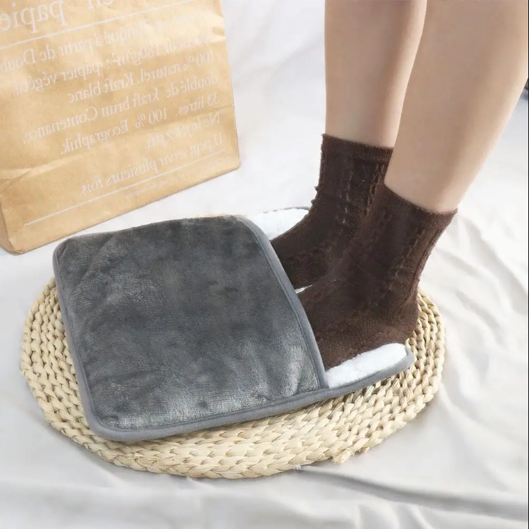 🔥 USB Heated Foot Warmer Pad – Full Body Comfort + FREE Moisturizing Socks!