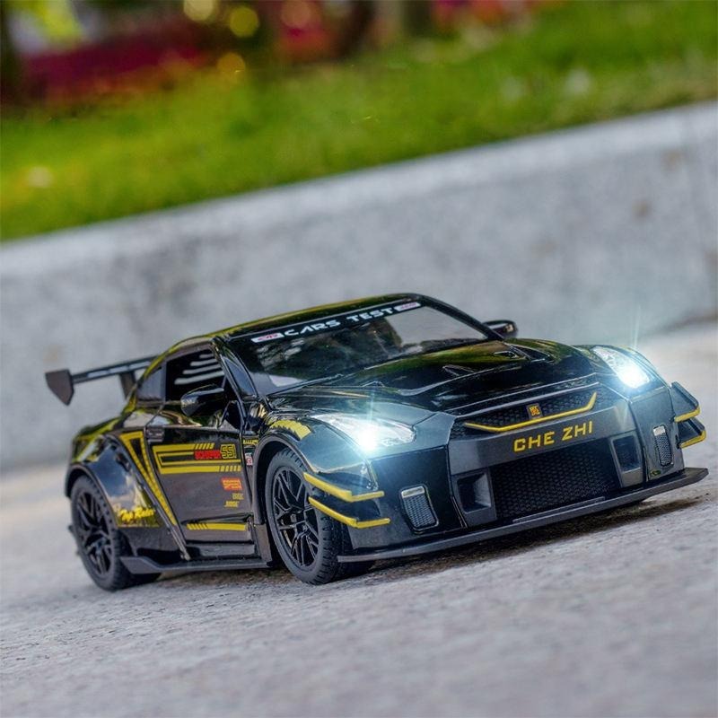 Nissan GT-R R35 Diecast Model β Godzilla in Miniature