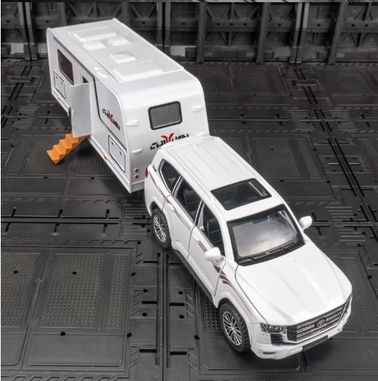 1:32 Diecast G-Wagon AMG, Jeep & LC 300 with Caravan – Collector’s Edition
