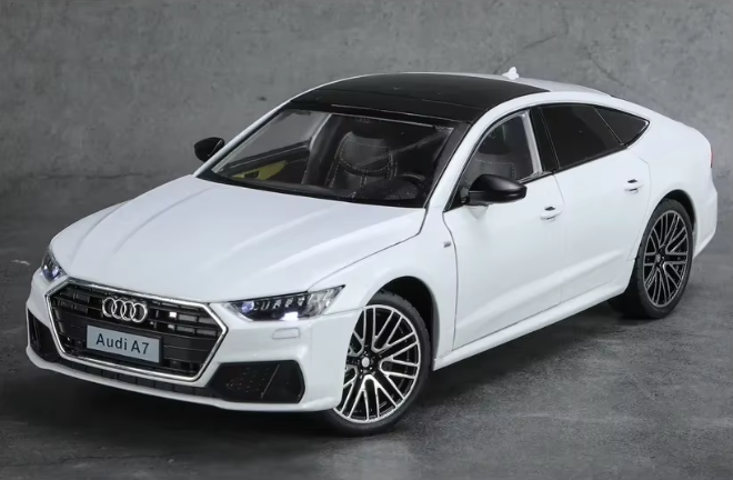 1:24 Diecast Audi A7 Model Car