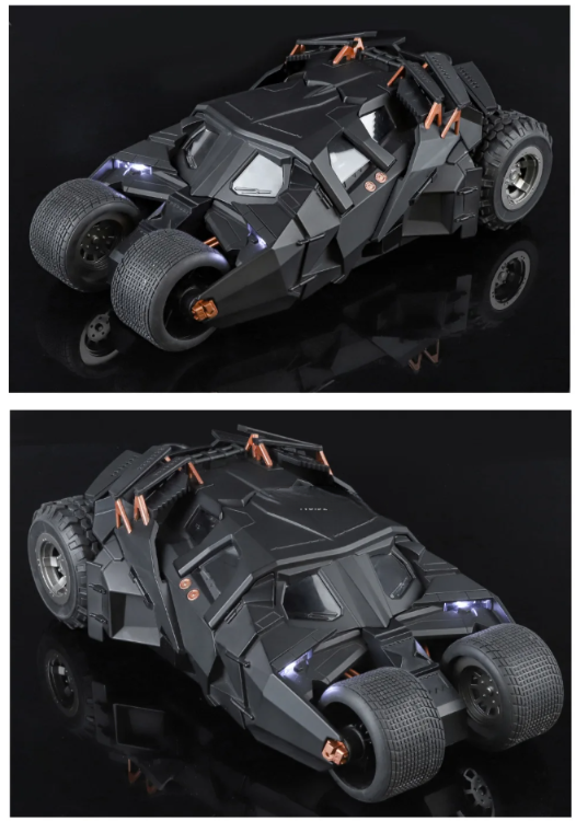 🦇 1:18 Scale Batmobile Die-Cast Model Car – Alloy Edition